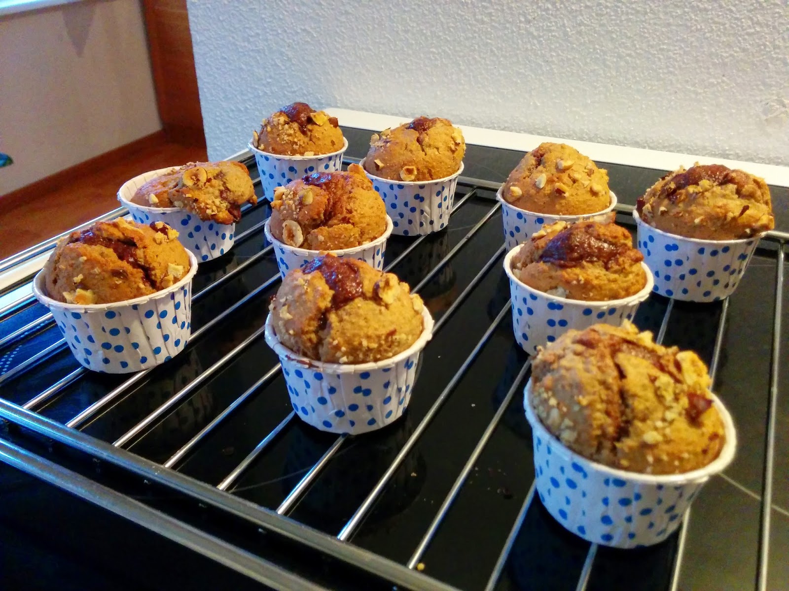 http://camilleenchocolat.blogspot.fr/2015/01/muffins-aux-noisettes-et-nutella.html