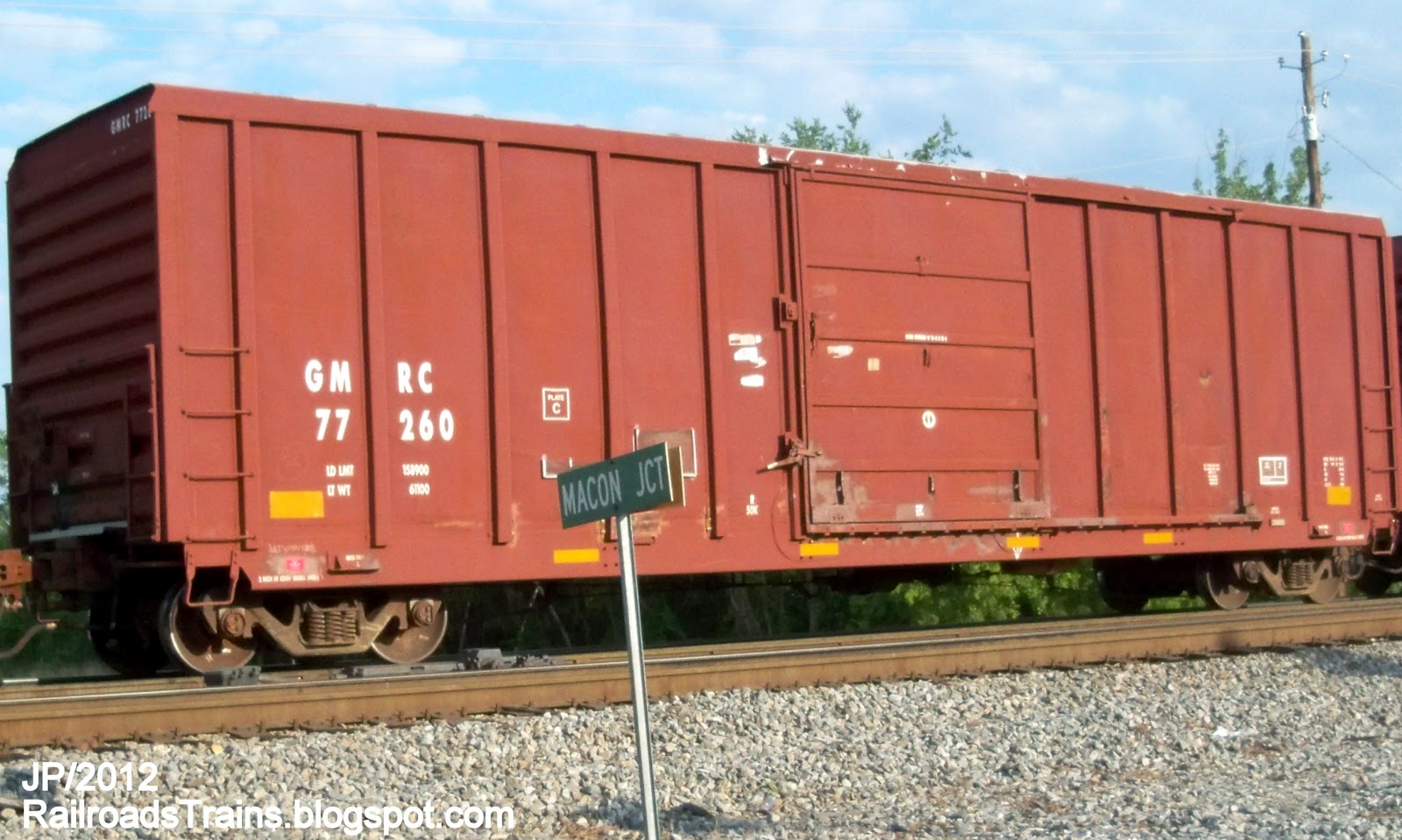 RAILROAD Freight Train Engine EMD GE Boxcar BNSF,CSX,FEC