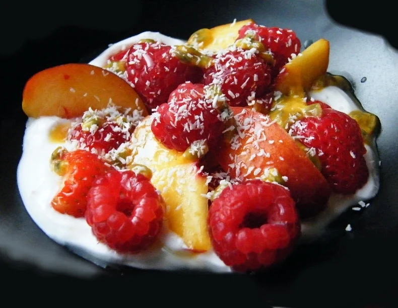 52 Diet Coconut Fruit Salad = 174 Calories Tinned Tomatoes