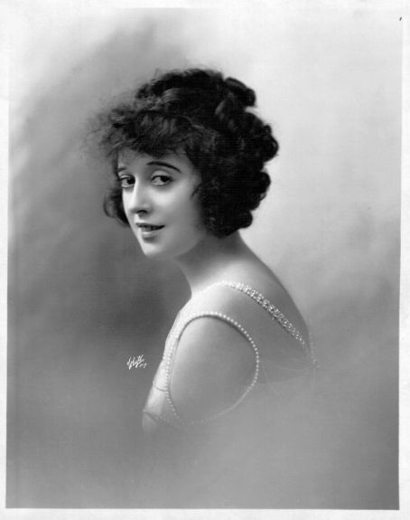 noir chick flicks silent film star mabel normand noir chick flicks silent film star mabel normand