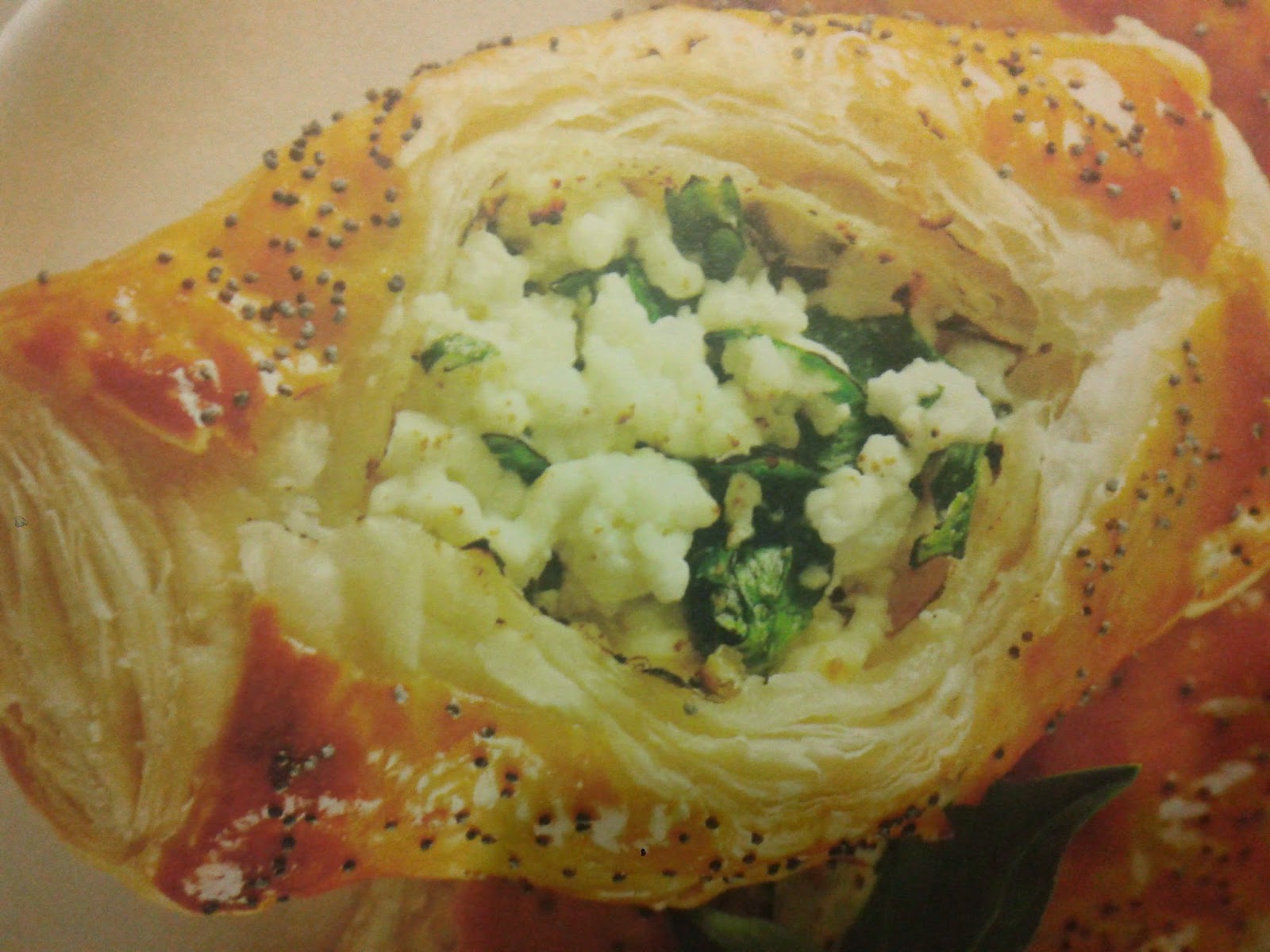 peynirli karnıyarık böreği tarifi