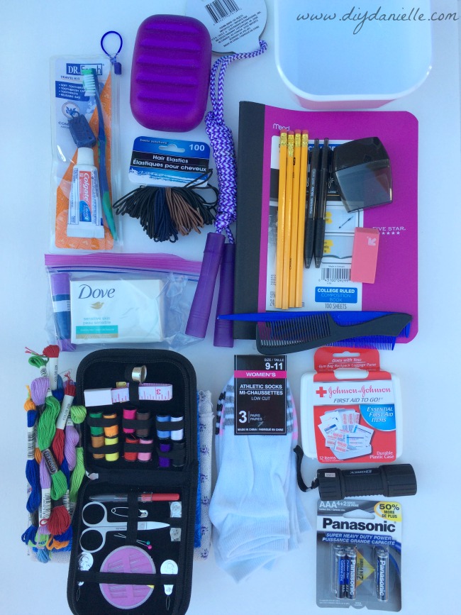 How to pack a Girl's Shoe Box for Operation Christmas Child: Ages 10-14 years old. Age 10-14 years old Operation Christmas Child Shoe Box for a girl.