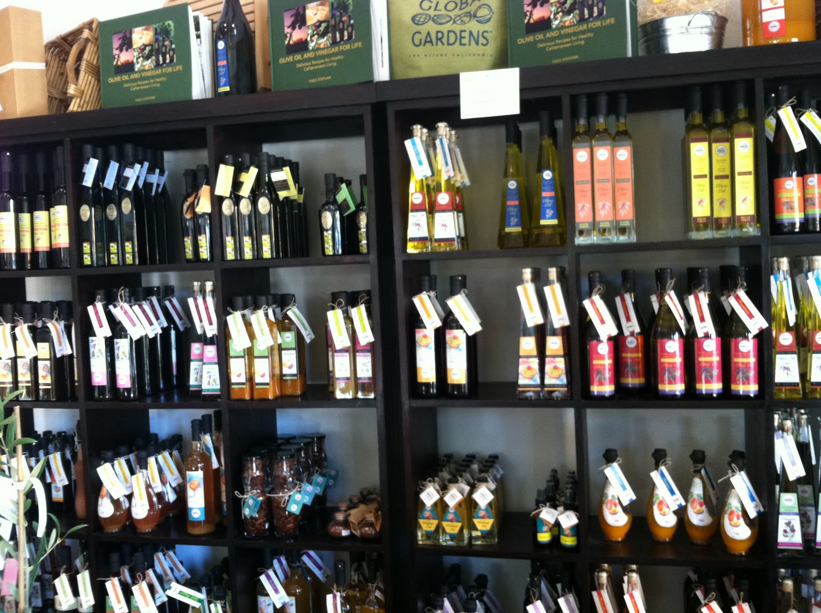 meghan eats local Save the Cucumbers! Global Gardens Oil and Vinegar