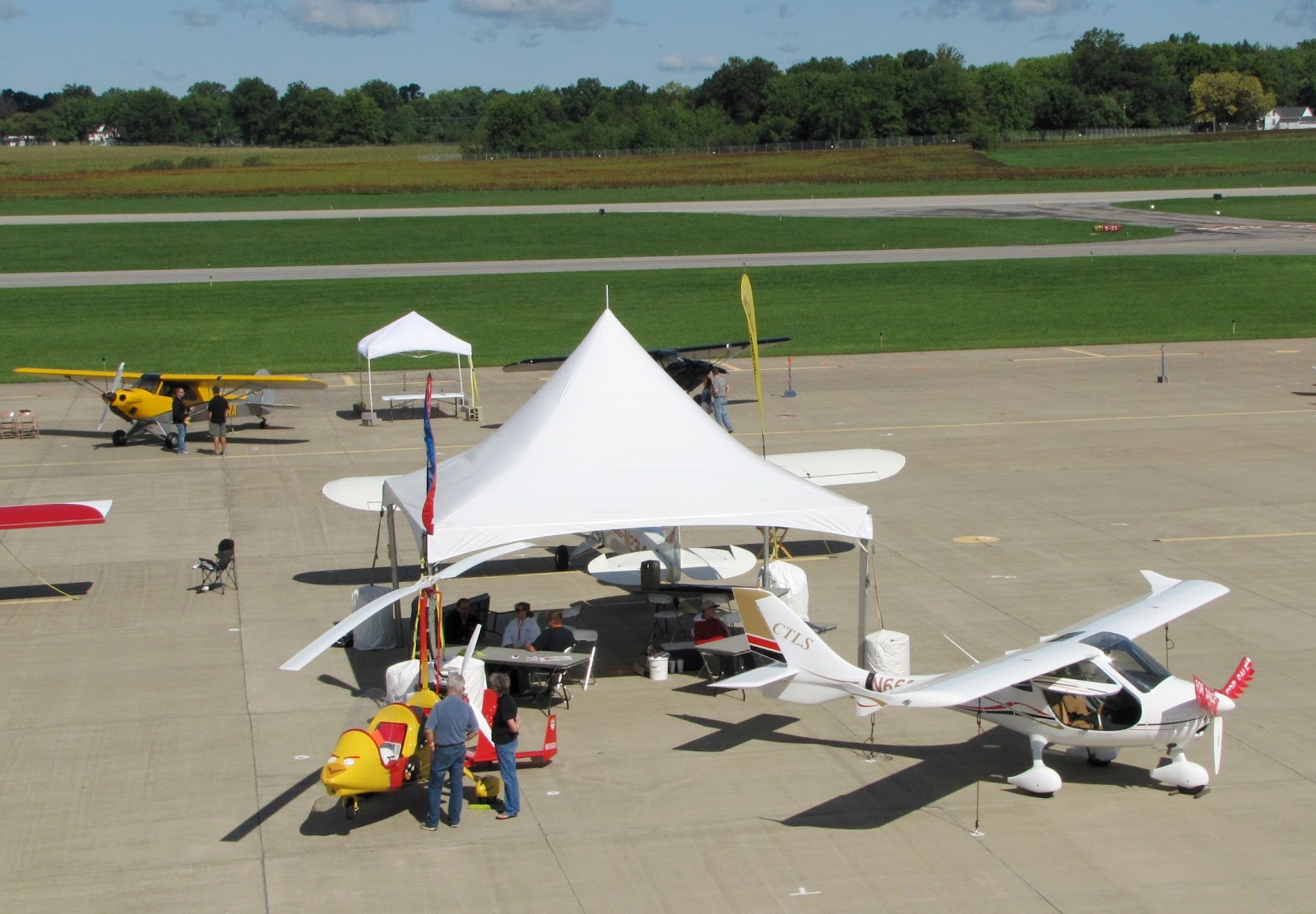 The Aero Experience Midwest LSA Expo Features Wide Variety of Light