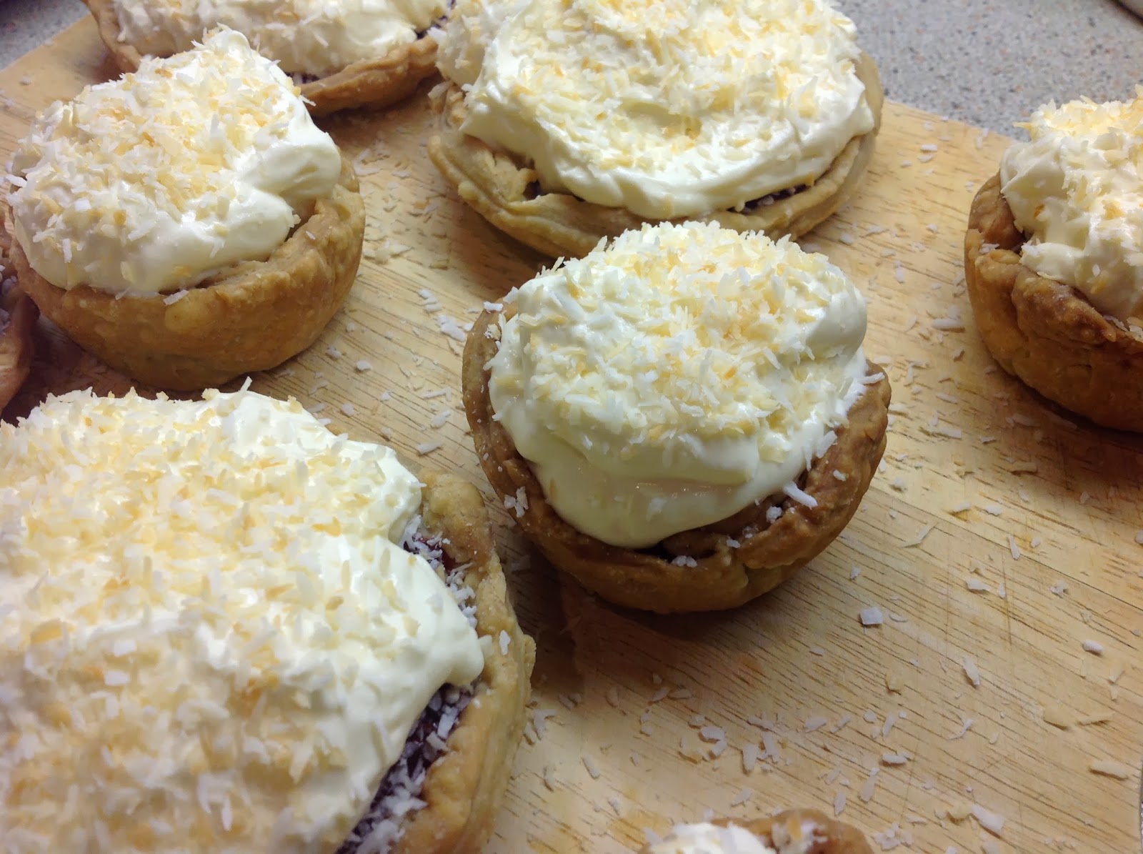 This Muslim Girl Bakes Mini Manchester Tarts