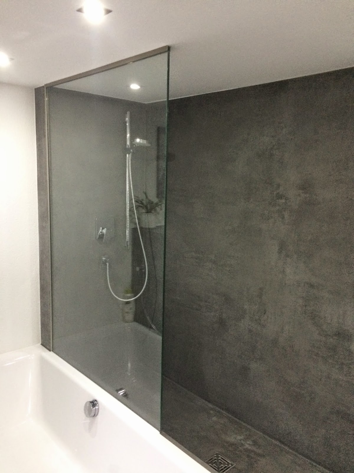 Badezimmer betonoptik: bad in heller betonoptik markus baur ...