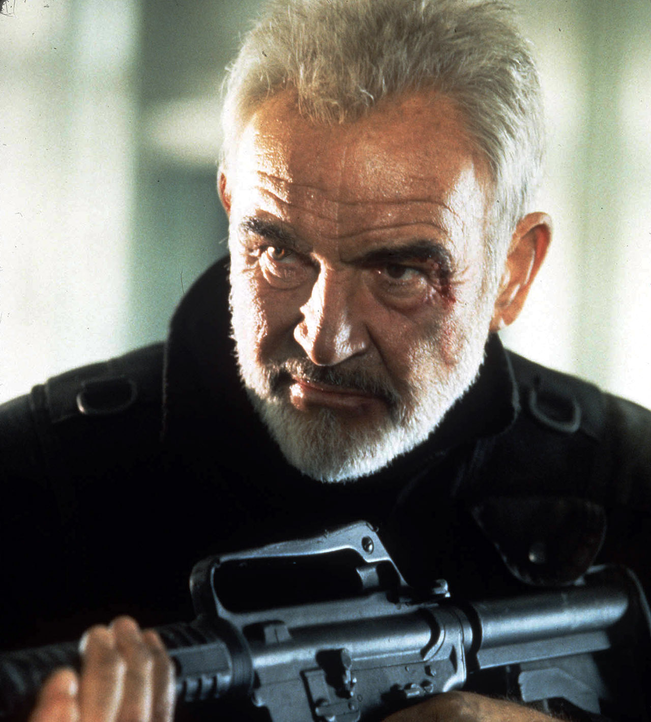 Small Characters Art Figures.John Mason en la Roca. (review)