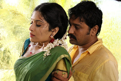 Tamil Movie 'Aal' hot stills 