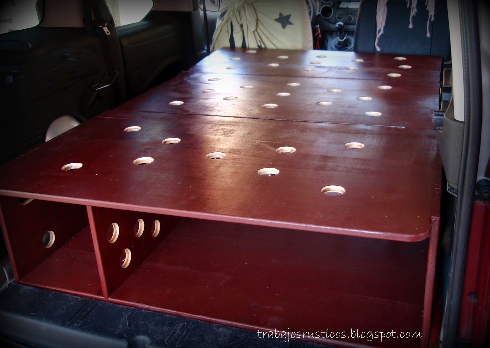 Mueble cama para Peugeot Partner Tepee Camper Mueble cama para Peugeot Partner Tepee Camper
