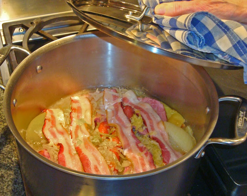 BAVARIAN SAUERKRAUT AND CHOUCROUTE GARNI Carb Wars Cookbooks