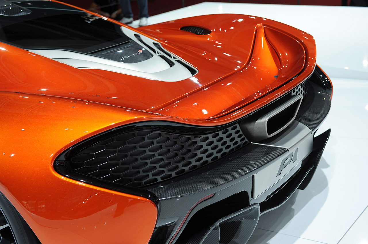 McLaren P1: Paris 2012 Photos McLaren P1: Paris 2012 Photos