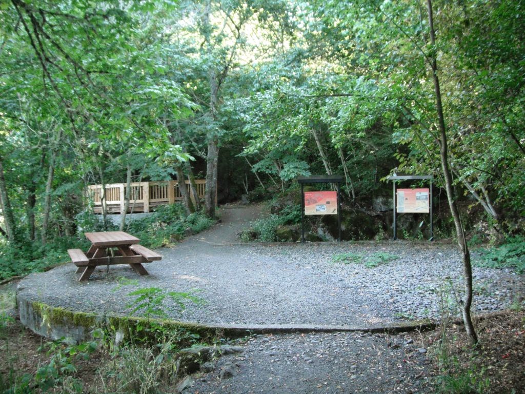 Walks and Hikes in Portland and Beyond Iron Mountain Lake Oswego