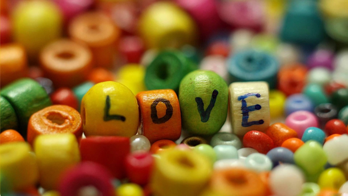 http://3.bp.blogspot.com/-T6vyR_jC4XI/T6Xg6afGbwI/AAAAAAAAAEk/cHk_raS_mgQ/s1600/Colourful+Pearls+Love+Wallpapers.jpeg