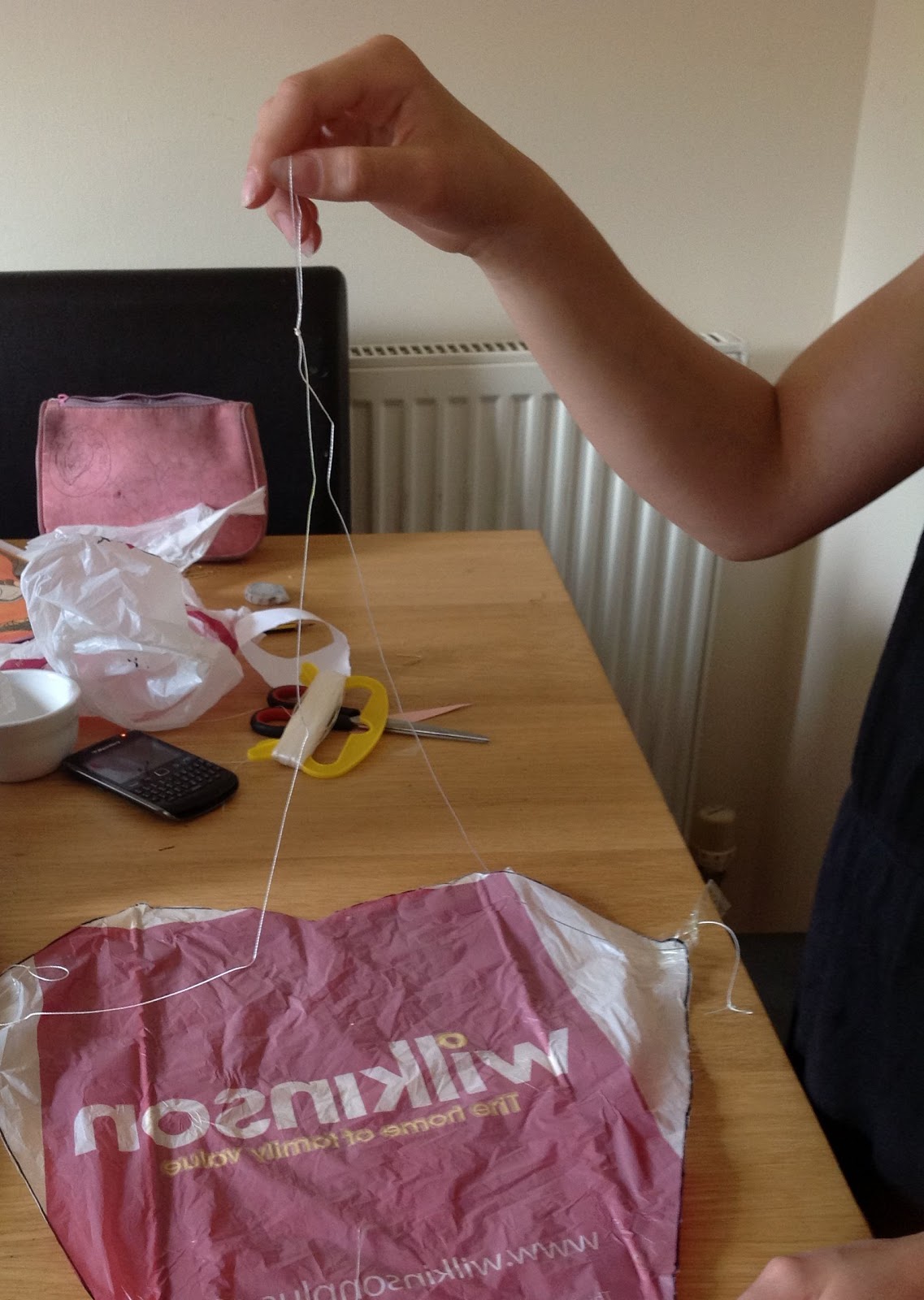 An Ordinary Life Science How to make a Sled Kite