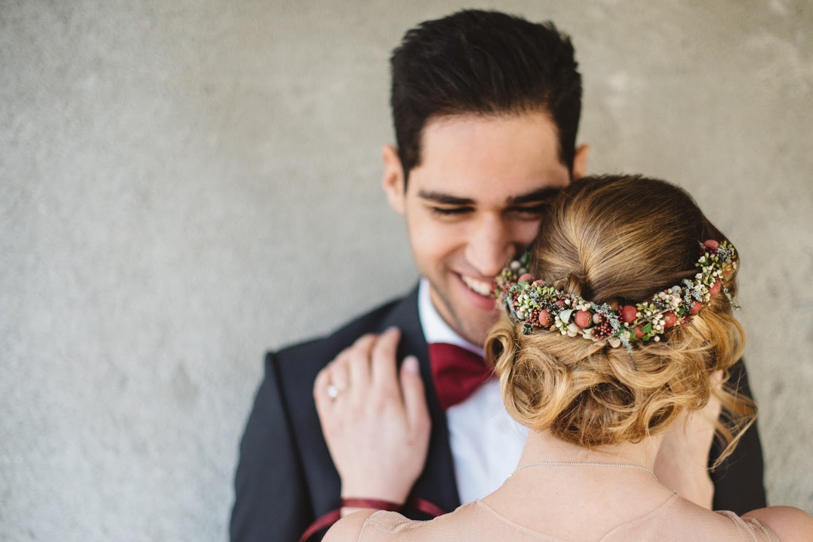 The Redhead Wird Zur Haargartnerin