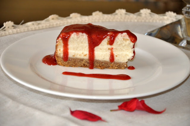 Basic Baked Cheesecake Recipe by www.dish-away.com
