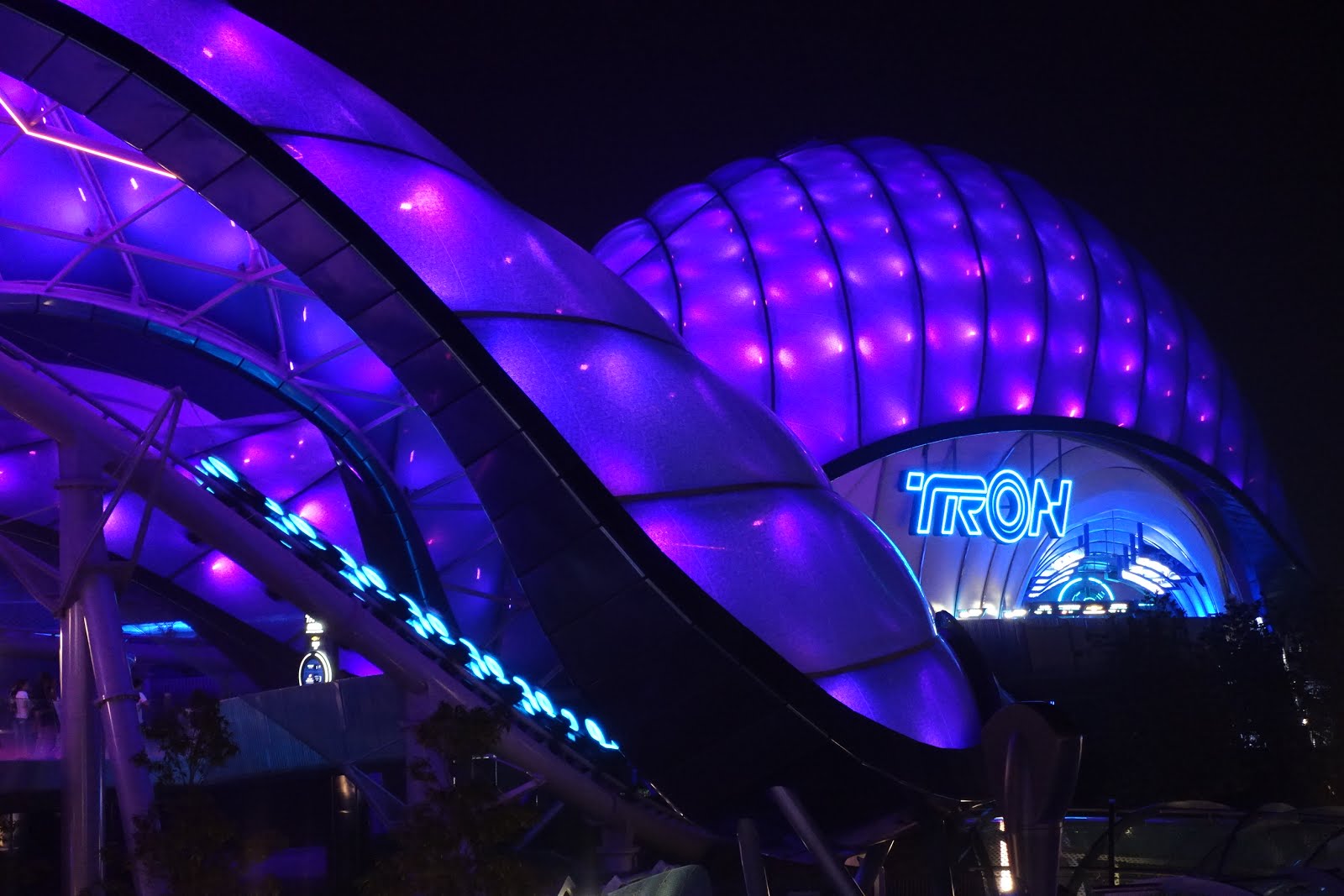 Disneyland Paris to Also Get Tron Coaster? AmusementInsider Fun