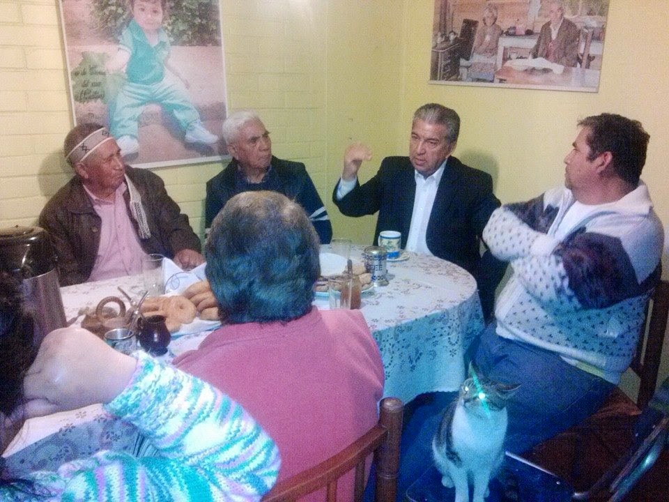 Encuentro con dirigentes indígenas de La Granja (2014)