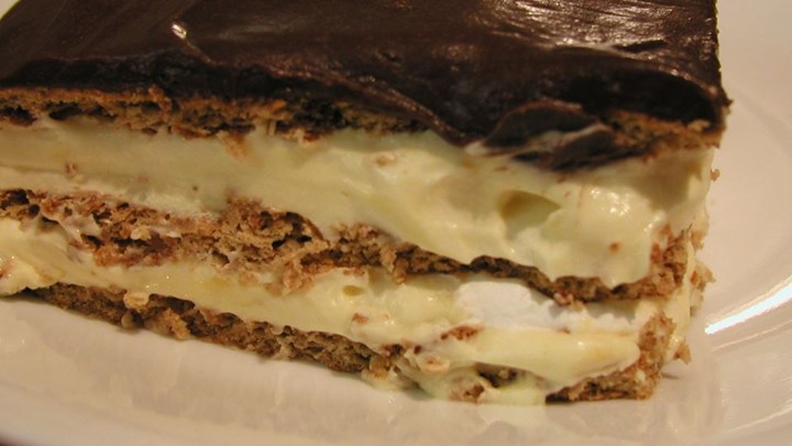 Old Fashioned Chocolate Eclair Pie Old Fashioned Chocolate Eclair Pie