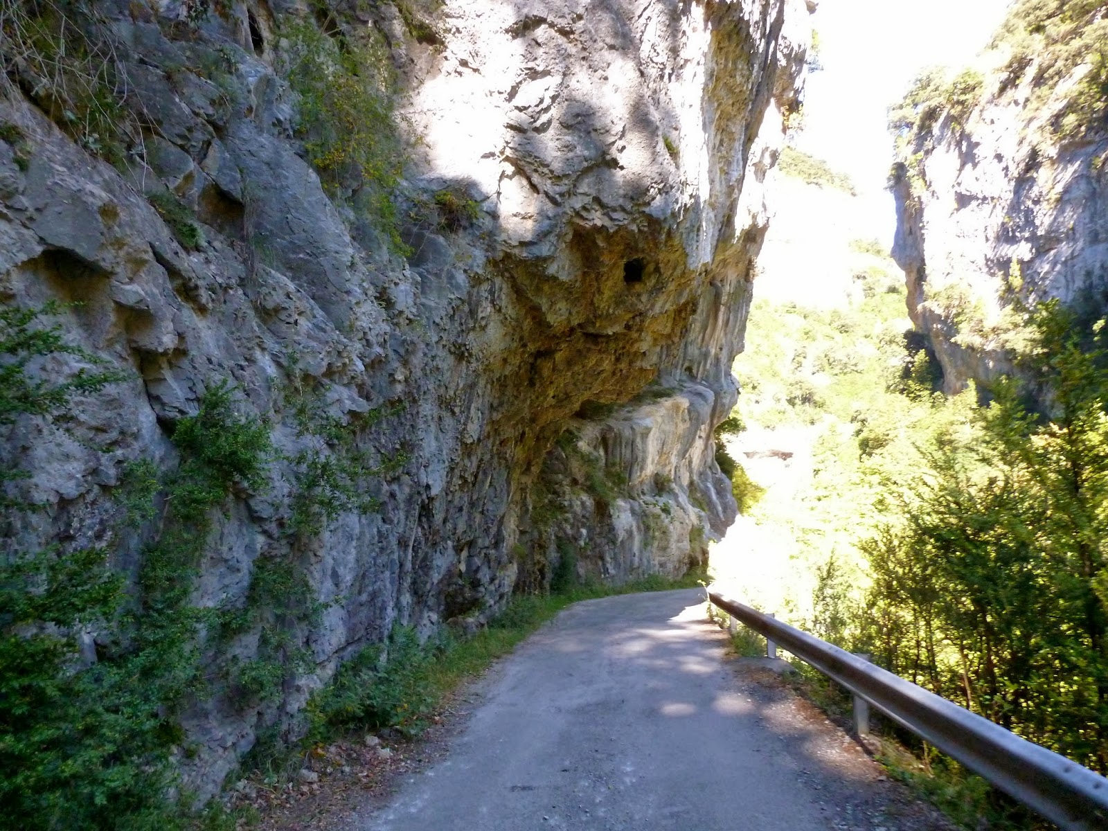 Rob and Sarah Whiteman: Canyon de Anisclo
