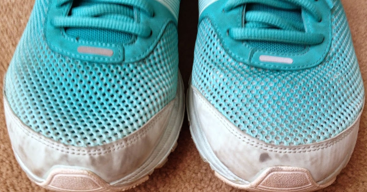 An Unordinary Life Nail Polish Remover to Remove Shoe Stains/Scuffs