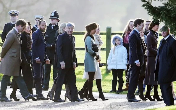 Carole Middleton James Middleton, Michael Middleton, and Pippa Middleton Prince William, Duke of Cambridge and Catherine, Duchess of Cambridge, Kate Middleton