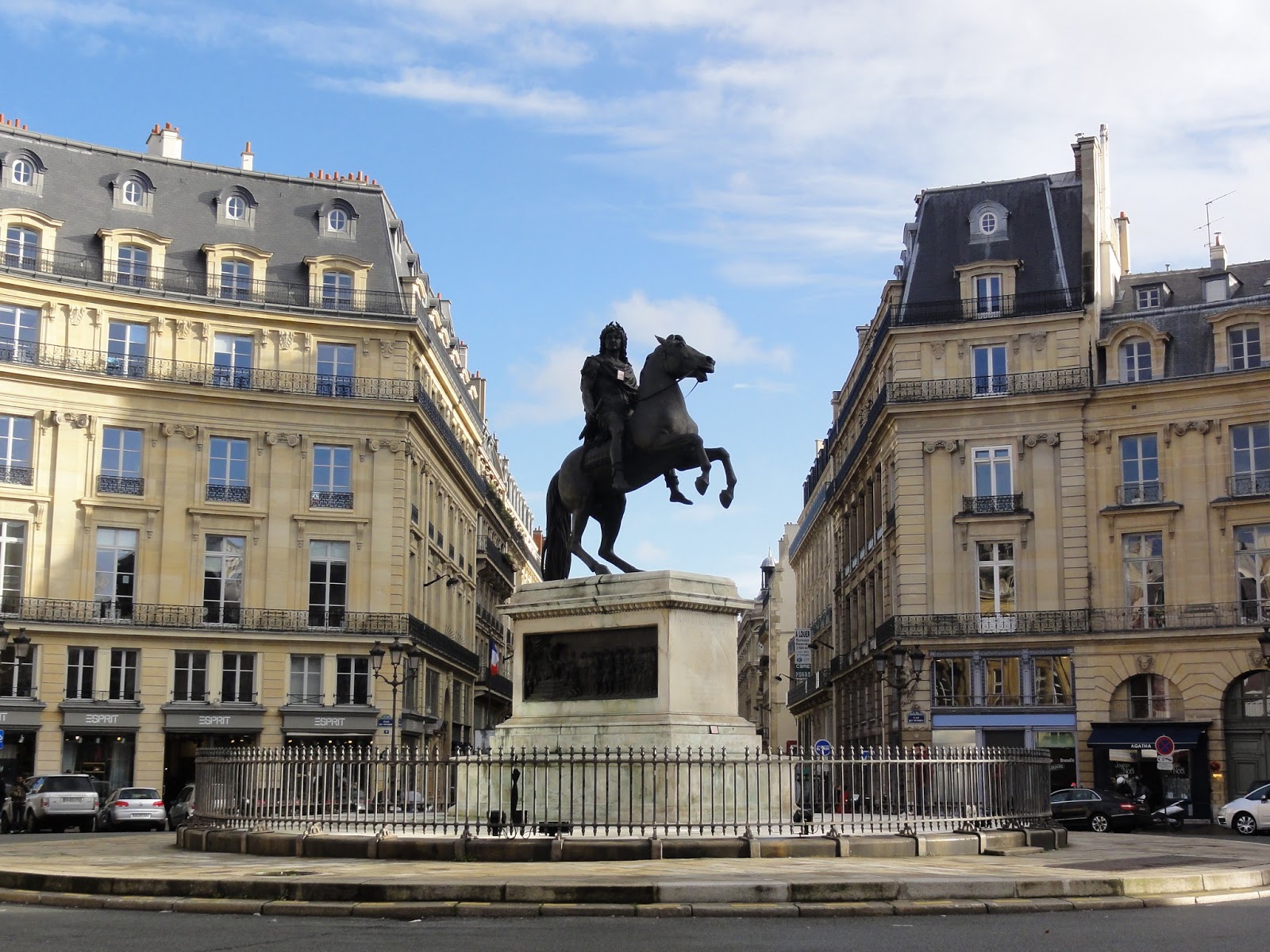 Place des Victoires Paris Historic Walks