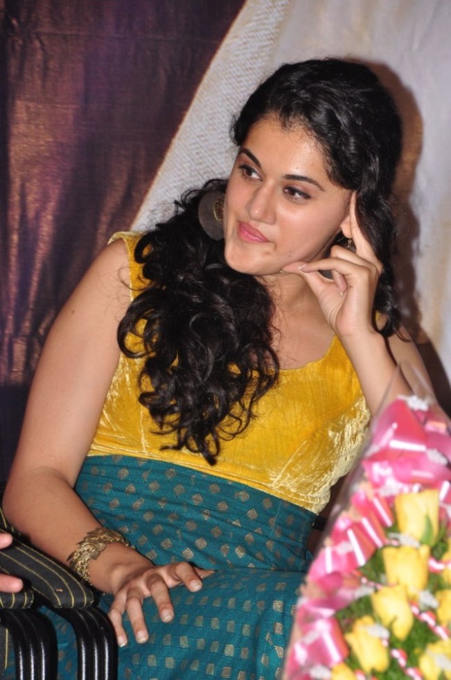 Tapsee latest Pictures at Sahasam Special Screening for School Students (7).jpg