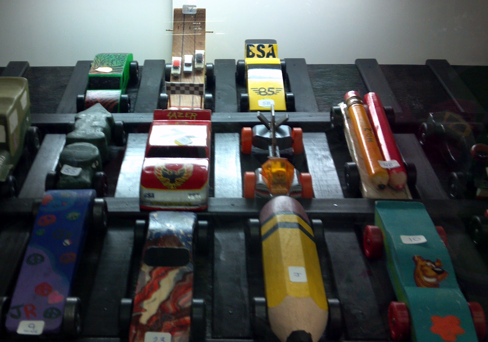 North Penn Under Ten Blog Pinewood Derby Car Show at Lowe's