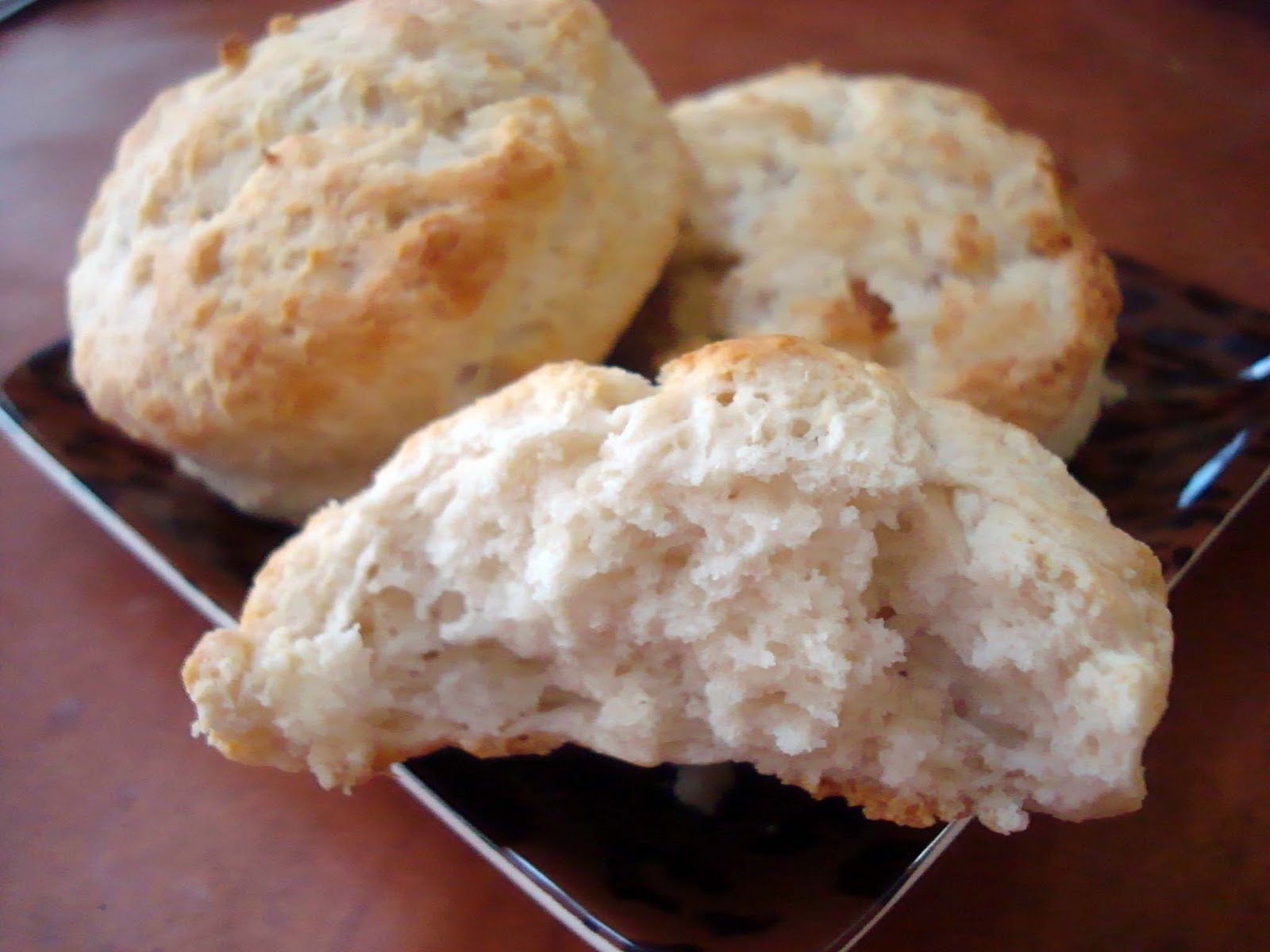 astheroshe's Cat Head BIscuits