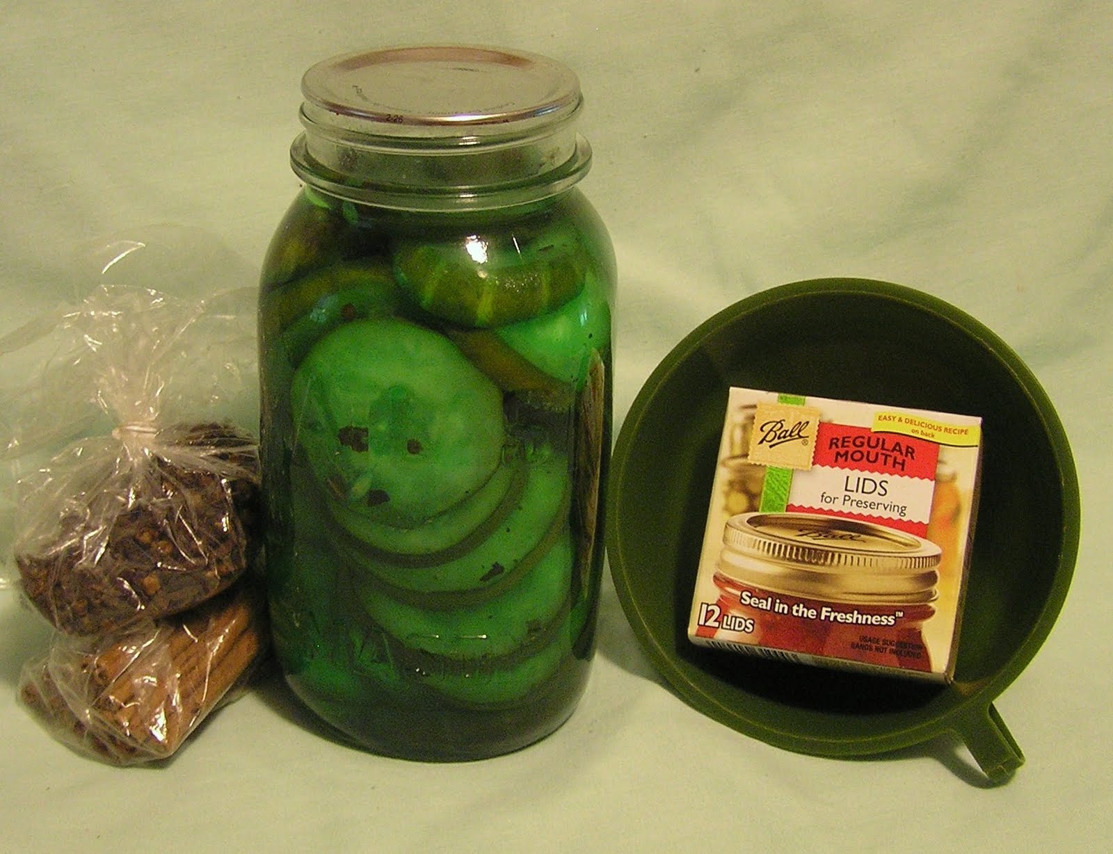 Creative Tennessee Mountain Cookin Old FAshion Lime Pickles