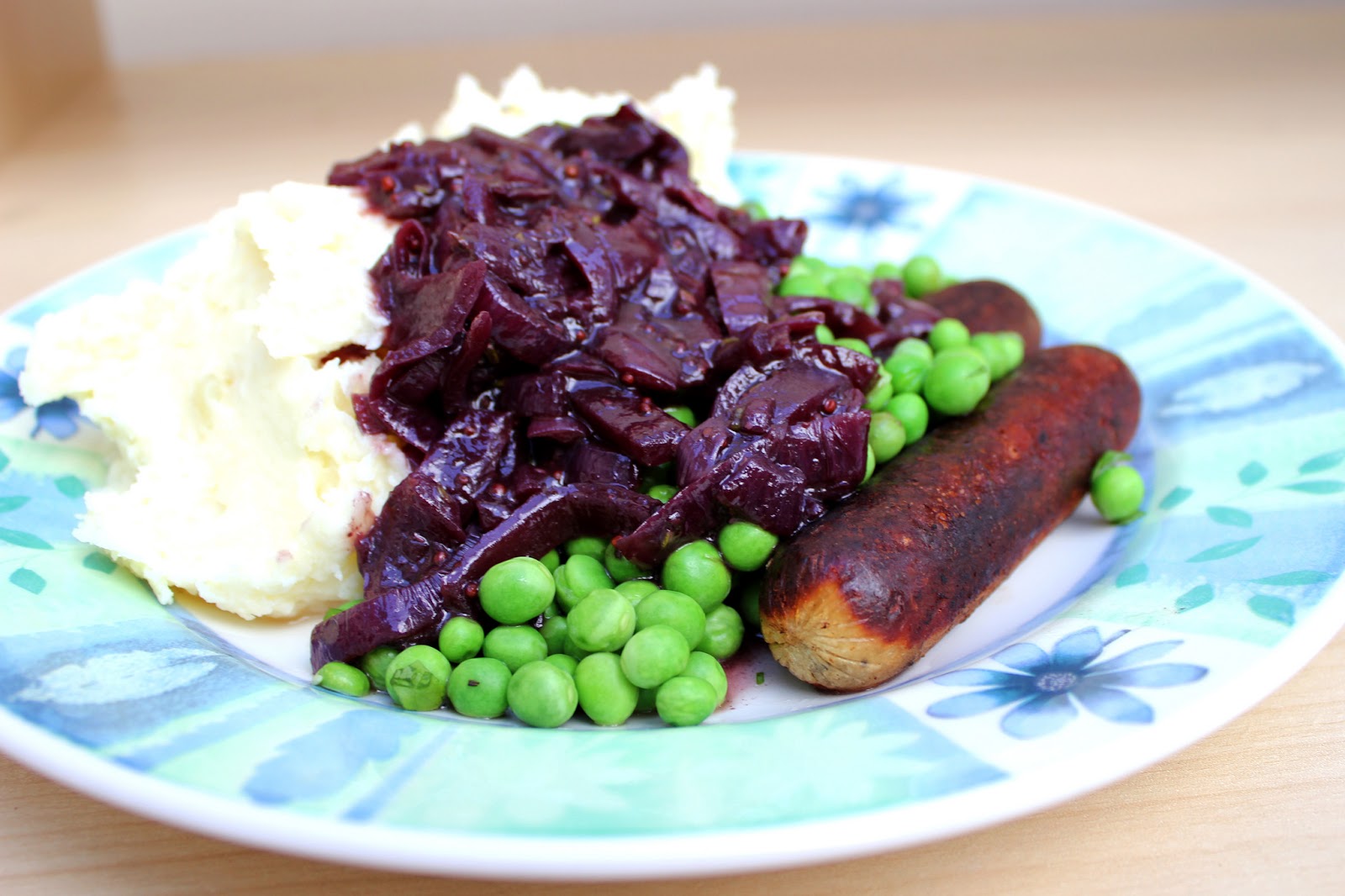 This Is Uni Food Red Wine and Onion Gravy