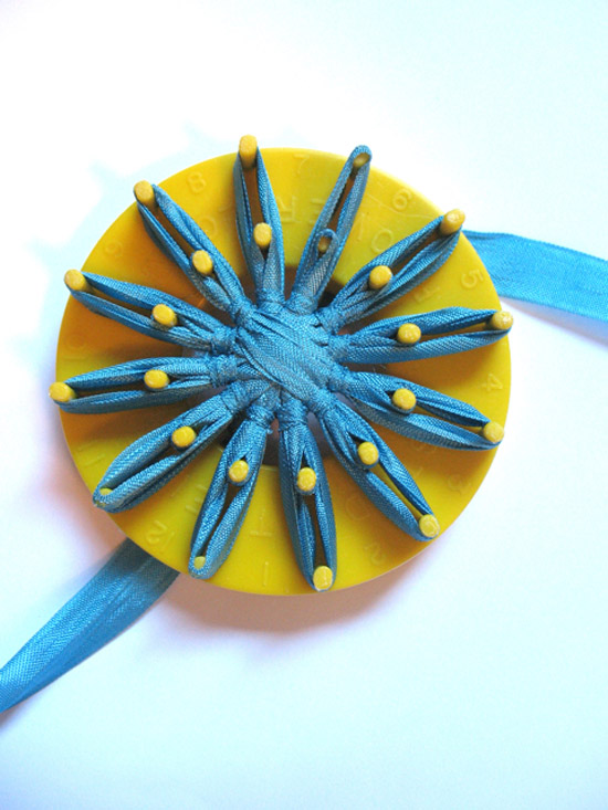 DIY Ribbon Loom Flowers Gift Topper + Broach Poppytalk