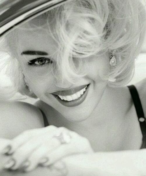 ...Miley Cyrus...