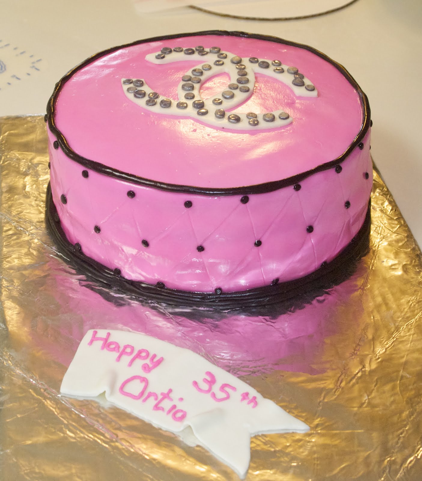 Michelle's Cakes Chanel Cake