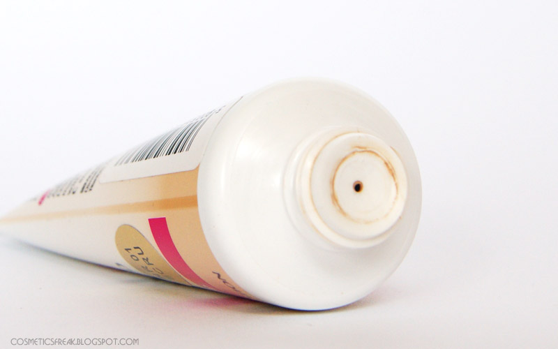 CELIA NUDE MATUJĄCY FLUID KORYGUJĄCY Blog kosmetyczny Blog urodowy Pielęgnacja w wieku