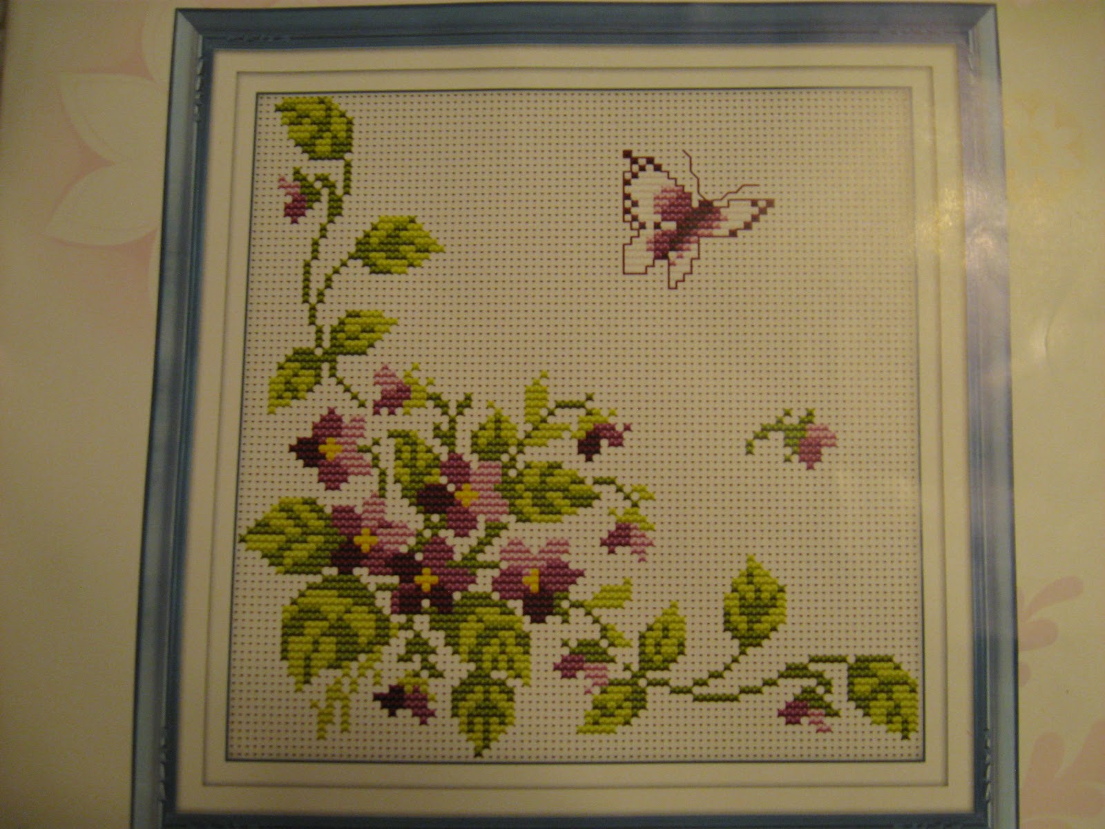 iGo Green 2010 How to Cross Stitch for Beginner
