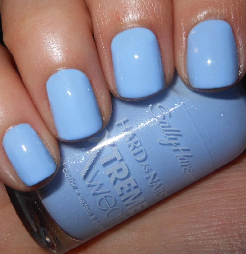 Imperfectly Painted: Sally Hansen Babe Blue