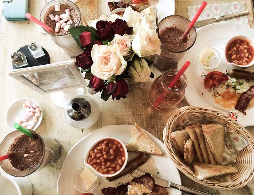 Cafe Little Britain's große Portionen, brunch