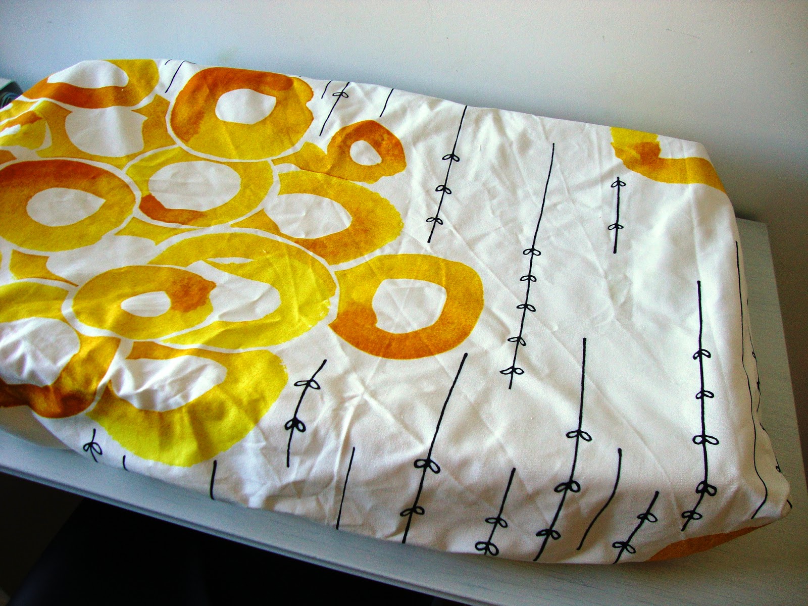 Marta, Julie e Maria DIY NoSew Diaper Changing Pad Cover