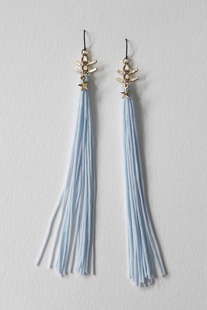 hello, whimsy. TUTORIAL TASSEL EARRINGS