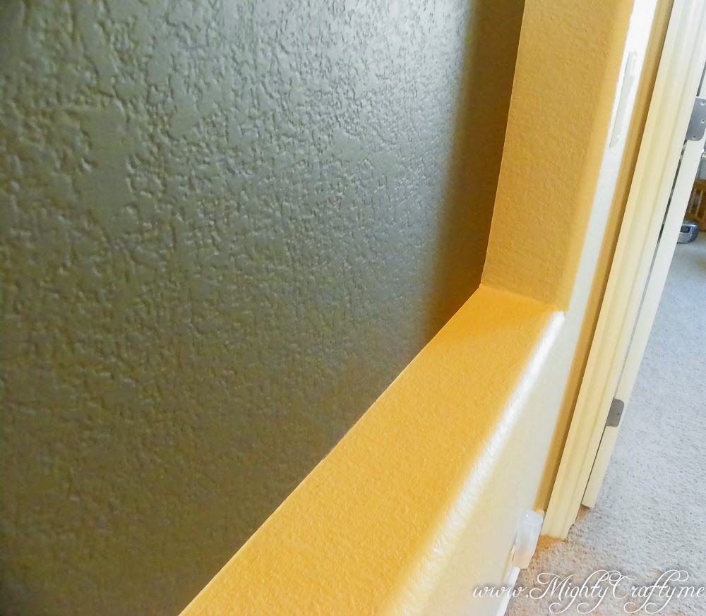 MightyCrafty How To Paint a Crisp Line on Textured Walls