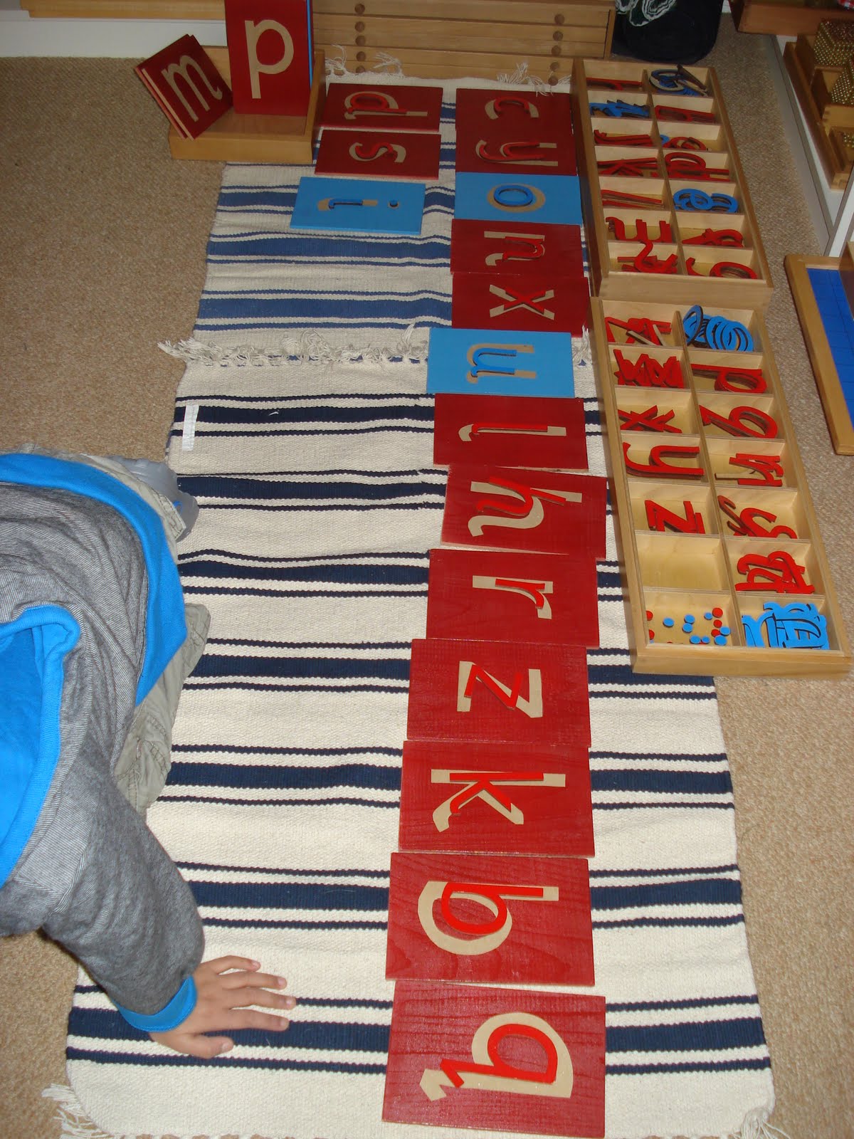 THE LEARNING ARK Elementary Montessori Matching Sandpaper Letters