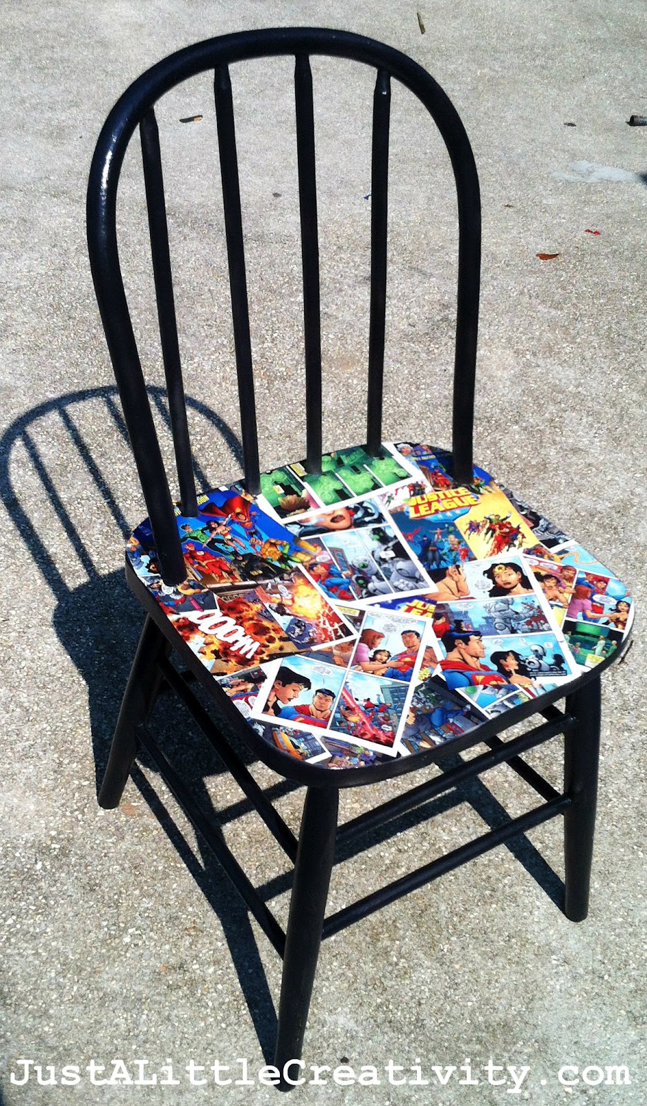 Kapow! Comic Book Chair Makeover Comics, Spray Paint, Mod Podge {DIY