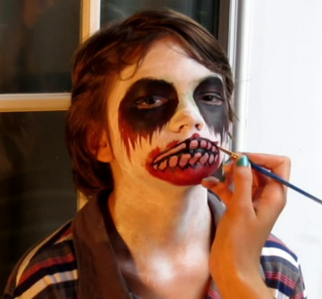 zombie paint face halloween tutorial teeth around area them
