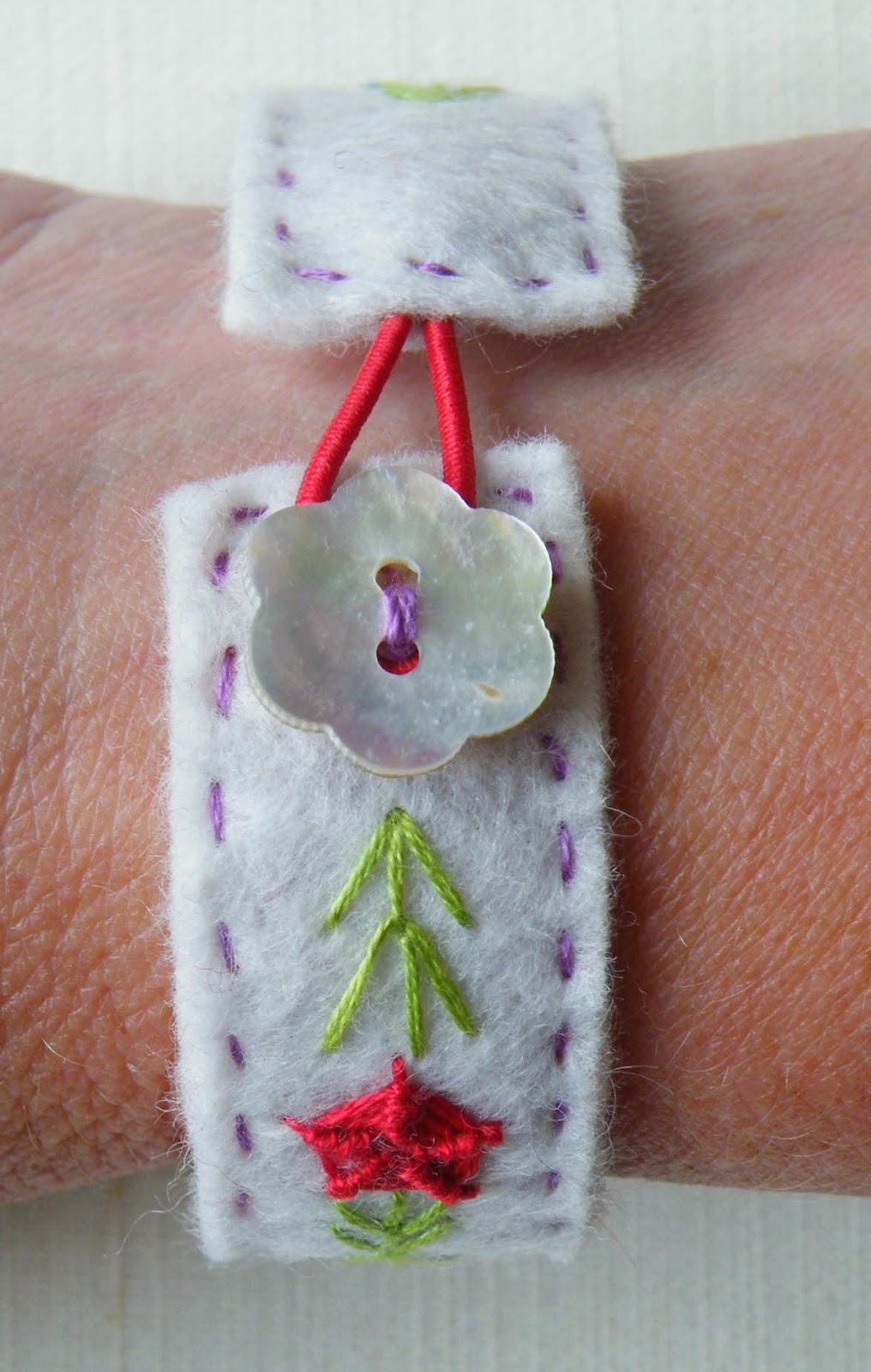 NANCY NICHOLSON Embroidered Bracelet Tutorial