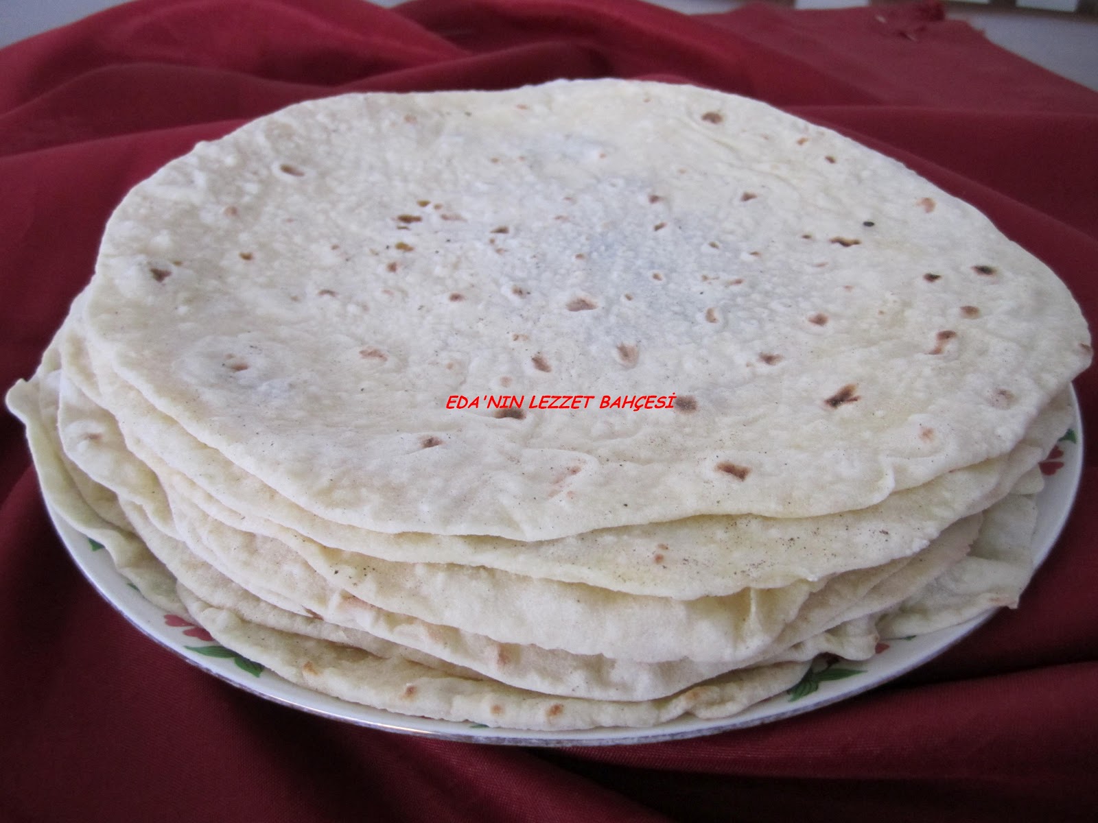 Eda�nın Lezzet Bahçesi Yemek Tarifleri Lavaş Ekmeği (Ev Yapımı)