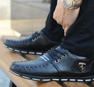 Klik to Open: SHOES WALLPAPER - Jan