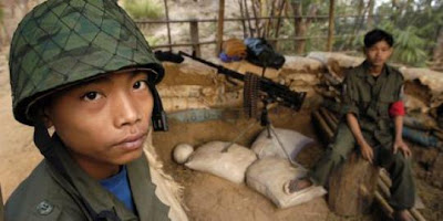 Tentara anak Myanmar.