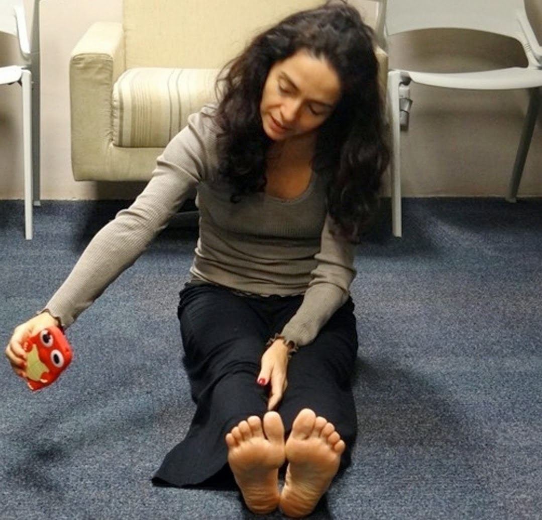 CELEBRITY SOLES: Claudia Ohana